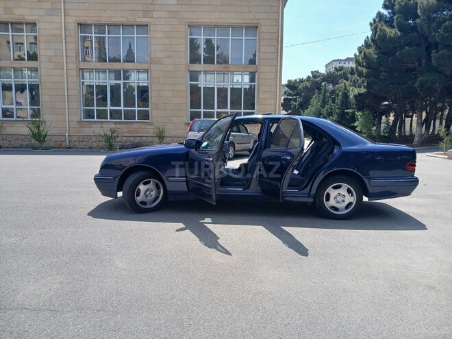 Mercedes E 220 d 1999, 350,000 km - 2.2 l - Bakı