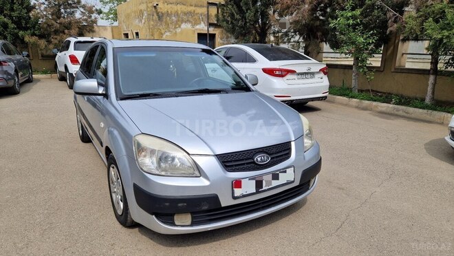Kia Rio 2006, 287,000 km - 1.5 l - Gəncə