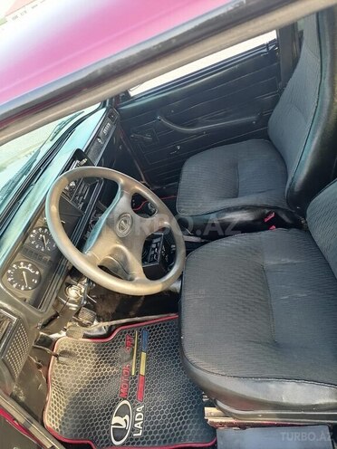 LADA (VAZ) 2107 2004, 30,000 km - 1.6 l - Ucar
