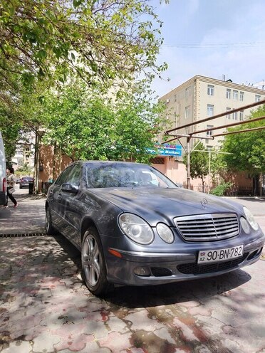 Mercedes E 350 2005, 223,908 km - 3.5 l - Bakı