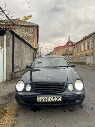 Mercedes E 220 d 2000, 450,000 km - 2.2 l - Zaqatala