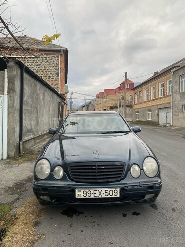 Mercedes E 220 d 2000, 450,000 km - 2.2 l - Zaqatala