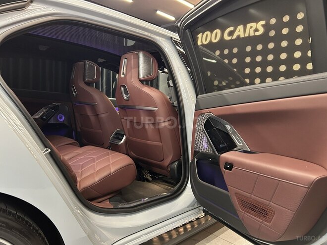 BMW i7 2023, 15,000 km - 0.0 l - Bakı