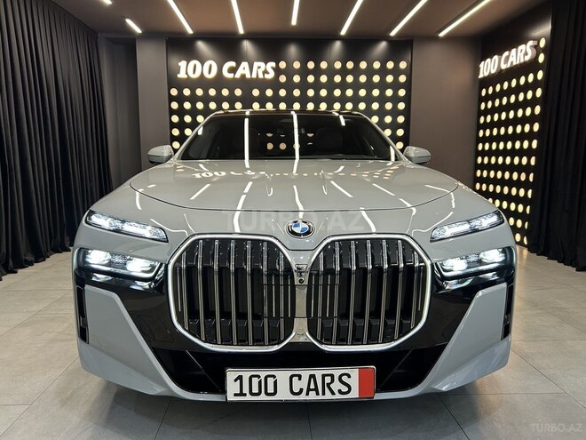 BMW i7 2023, 15,000 km - 0.0 l - Bakı