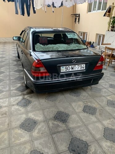 Mercedes C 180 1995, 300,000 km - 1.8 l - Bakı