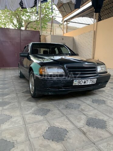 Mercedes C 180 1995, 300,000 km - 1.8 l - Bakı