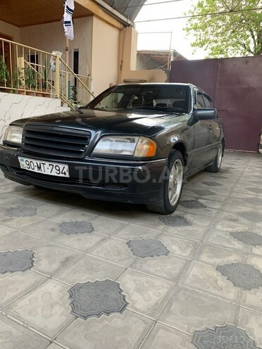 Mercedes C 180 1995, 300,000 km - 1.8 l - Bakı