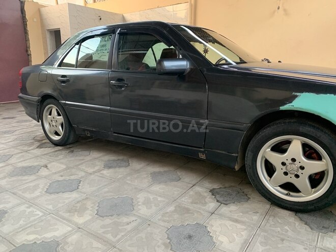 Mercedes C 180 1995, 300,000 km - 1.8 l - Bakı