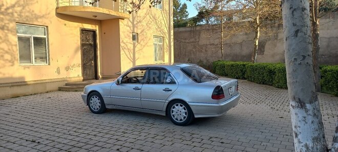 Mercedes C 230 1998, 400,000 km - 2.3 l - Cəlilabad