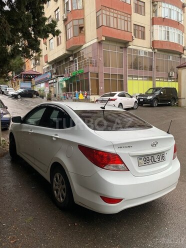 Hyundai Accent 2012, 291,000 km - 1.6 л - Bakı