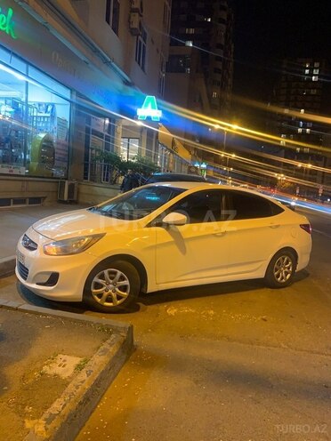 Hyundai Accent 2012, 291,000 km - 1.6 л - Bakı