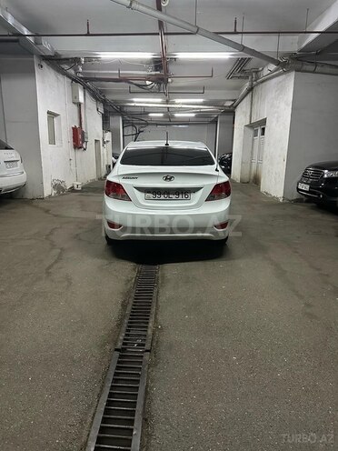 Hyundai Accent 2012, 291,000 km - 1.6 л - Bakı