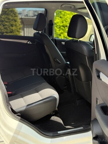 Mercedes B 180 2010, 104,000 km - 1.7 л - Bakı