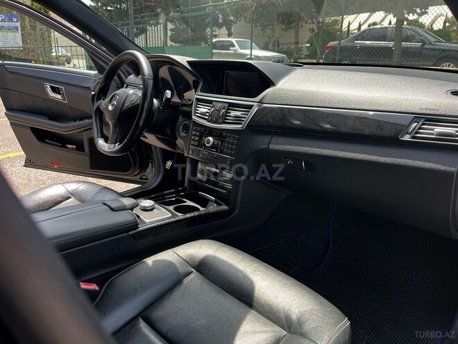 Mercedes E 300 d 2010, 322,741 km - 3.0 l - Bakı