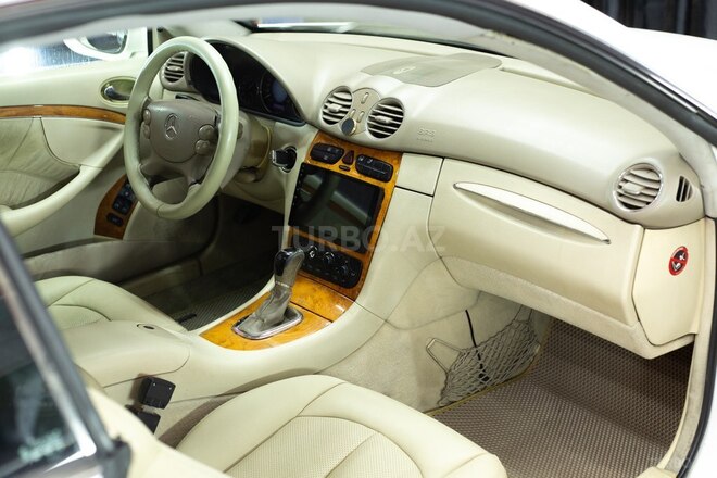 Mercedes CLK 240 2002, 277,000 km - 2.4 л - Sumqayıt