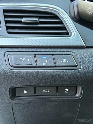 Hyundai Sonata-11