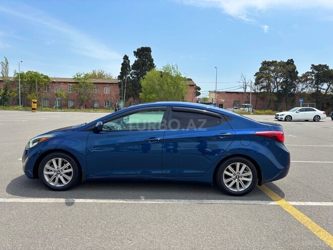 Hyundai Elantra 2015, 107,337 km - 1.8 l - Bakı