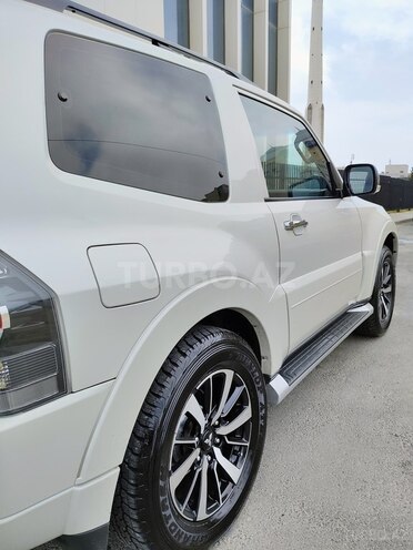 Mitsubishi Pajero 2012, 145,000 km - 3.8 l - Bakı