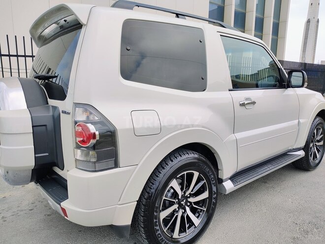 Mitsubishi Pajero 2012, 145,000 km - 3.8 l - Bakı