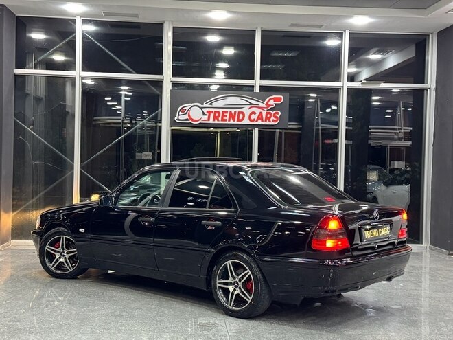 Mercedes C 180-6