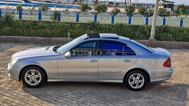 Mercedes E 220 d 2004, 382,573 km - 2.2 l - Bakı