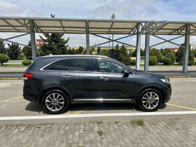 Kia Sorento-5