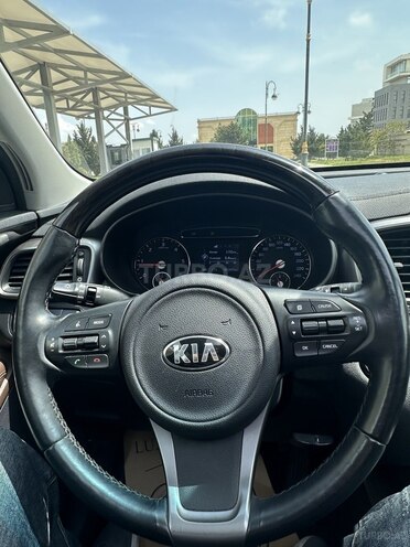 Kia Sorento-9