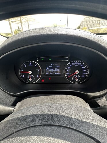 Kia Sorento-10