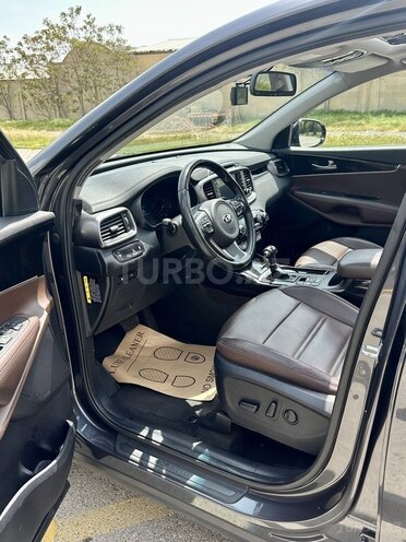 Kia Sorento-7