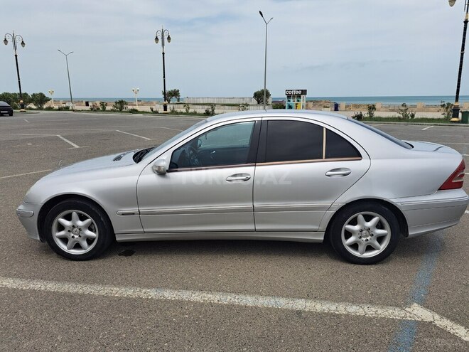Mercedes C 200 2001, 318,000 km - 2.0 л - Sumqayıt