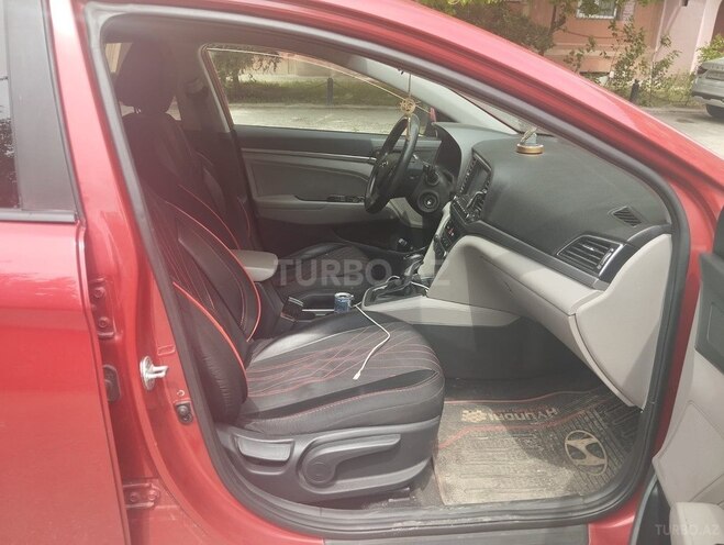 Hyundai Elantra 2017, 192,900 km - 2.0 l - Bakı