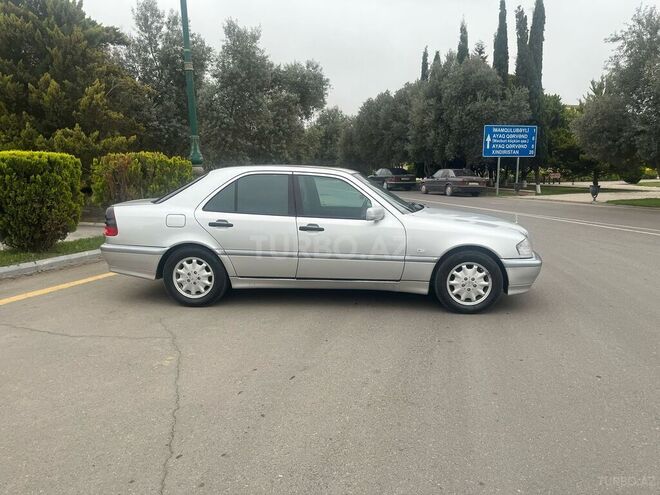 Mercedes C 220 d 2000, 532,009 km - 2.2 l - Ağdam