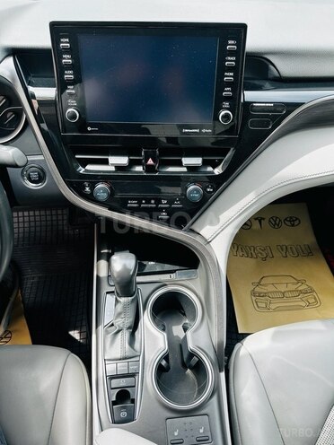 Toyota Camry 2022, 32,000 km - 2.5 л - Sumqayıt