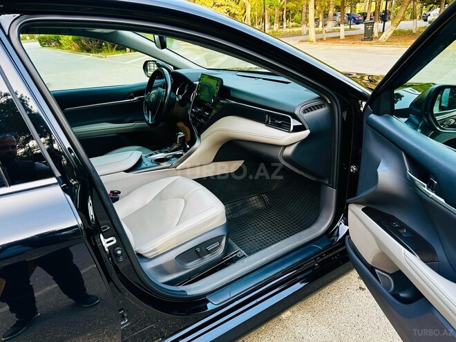Toyota Camry 2022, 32,000 km - 2.5 л - Sumqayıt