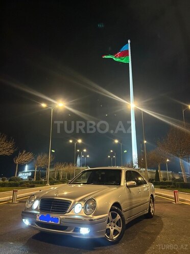 Mercedes E 220 d 2000, 476,500 km - 2.2 л - Bakı