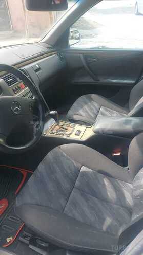 Mercedes E 220 d 2000, 476,500 km - 2.2 л - Bakı