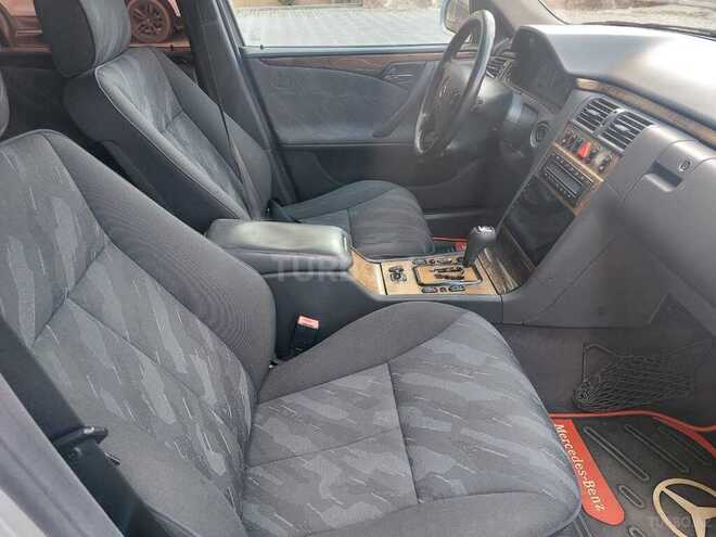Mercedes E 220 d 2000, 476,500 km - 2.2 л - Bakı