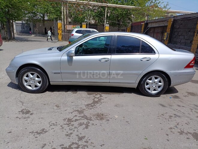 Mercedes C 200 2000, 370,000 km - 2.0 л - Bakı