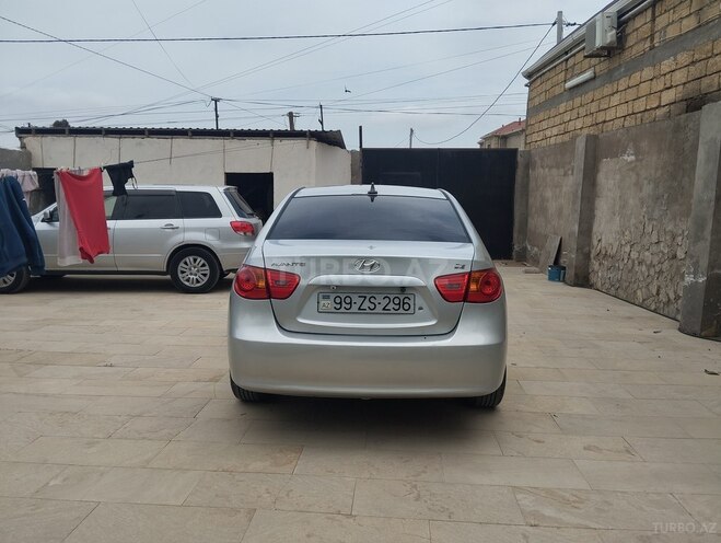 Hyundai Avante 2009, 230,000 km - 1.6 l - Bakı
