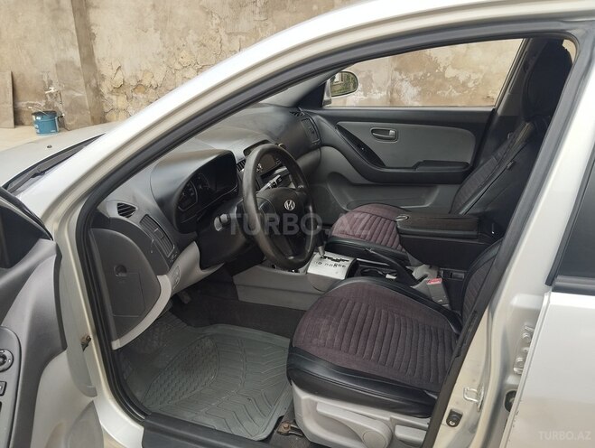 Hyundai Avante 2009, 230,000 km - 1.6 l - Bakı