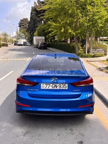 Hyundai Elantra 2016, 275,000 km - 2.0 л - Bakı