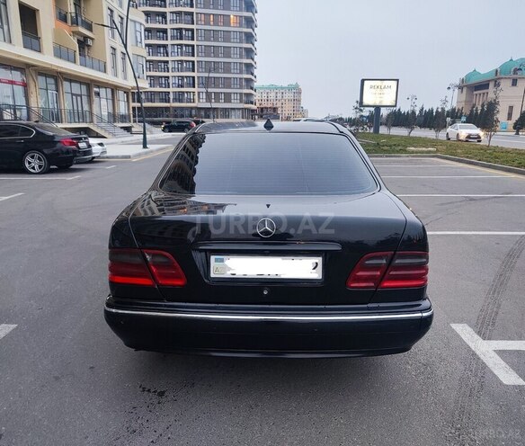 Mercedes E 320 2000, 277,000 km - 3.2 l - Sumqayıt