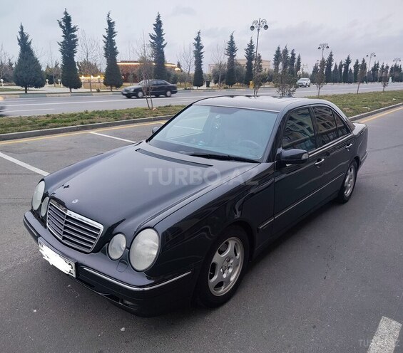 Mercedes E 320 2000, 277,000 km - 3.2 l - Sumqayıt