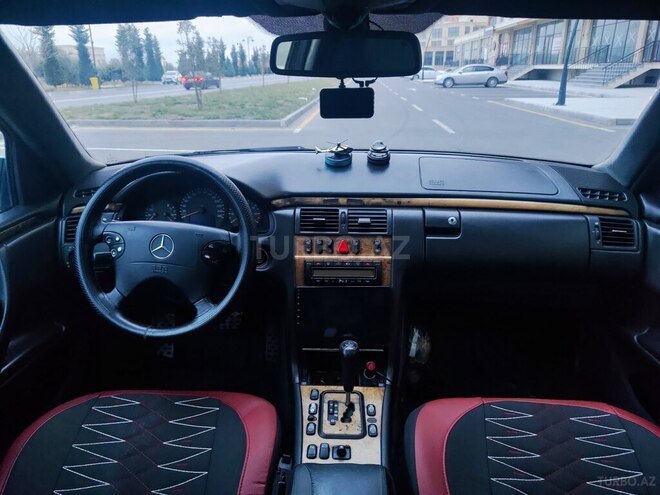 Mercedes E 320 2000, 277,000 km - 3.2 l - Sumqayıt