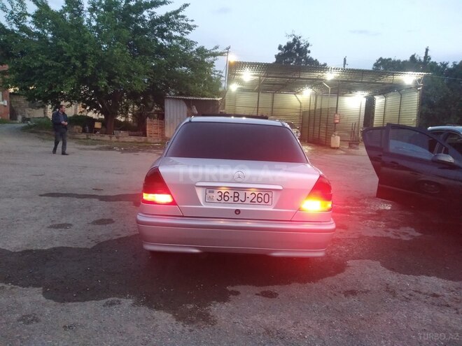 Mercedes C 180 2000, 291,463 km - 1.8 l - Bərdə