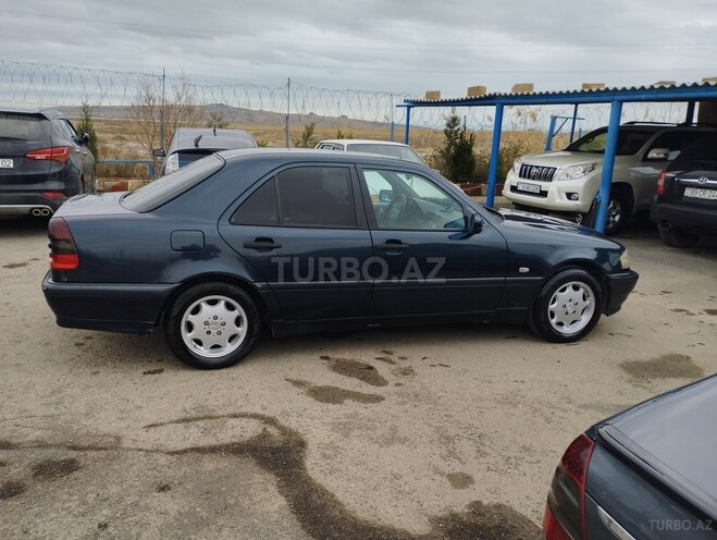 Mercedes C 200 1999, 340,000 km - 2.0 l - Xırdalan