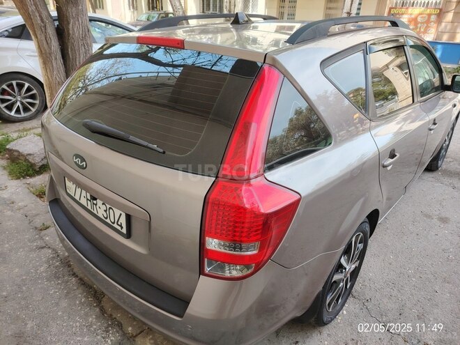Kia Ceed 2011, 249,000 km - 1.6 l - Bakı