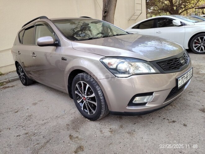 Kia Ceed 2011, 249,000 km - 1.6 l - Bakı