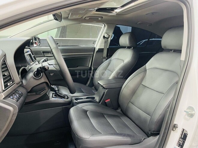 Hyundai Elantra 2016, 84,000 km - 1.6 l - Bakı
