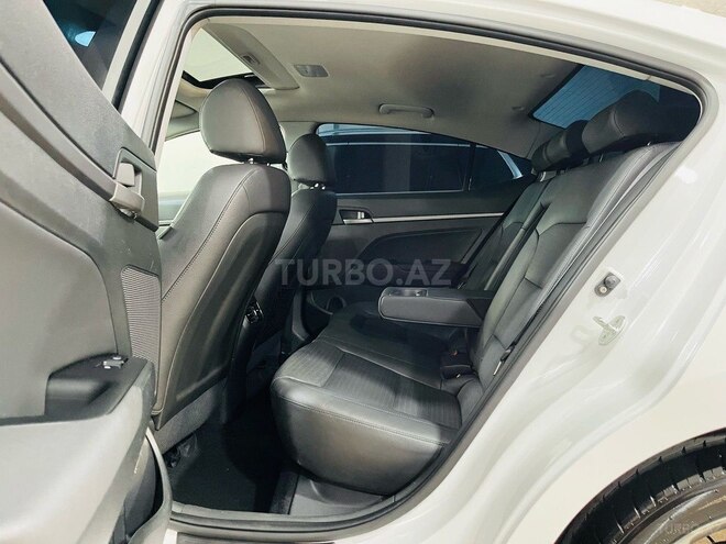 Hyundai Elantra 2016, 84,000 km - 1.6 l - Bakı